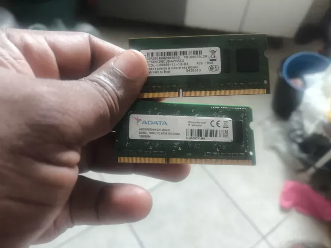 Memória de notebook 2 de 4GB DDR3
