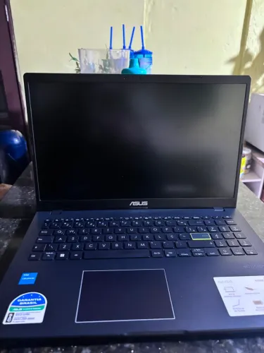 Notebook Asus E510KA