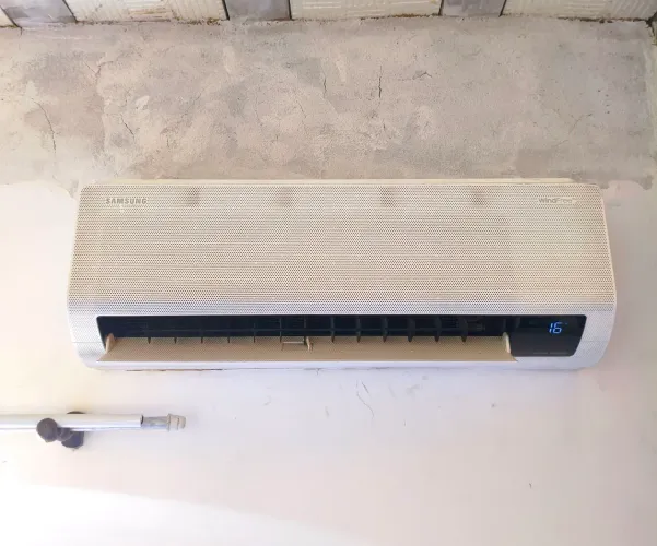 Ar Condicionado Samsung WindFree 9000 BTUs - Quente e Frio (Inverter)