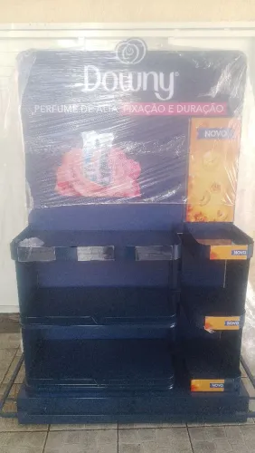 Vendo expositor Downy por R$270. Retirada em Realengo 