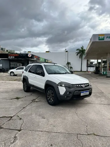 Fiat Palio Weekend Adventure Locker 1.8 Flex 2017