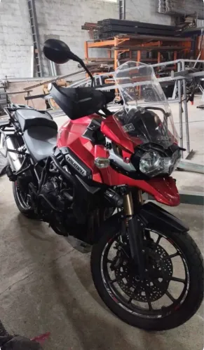TRIUNPH TIGER 1200 EXPLORER ABS 2015 30 000 kms 30 000 k