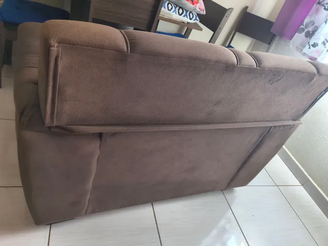 Sofá 2 lugares