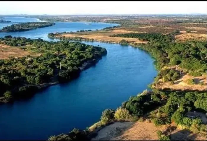 Terreno a beira do Rio São Francisco 184 ha para plantação, Piscicultura, placas solares