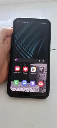 Celular Samsung A11 em boas condições 