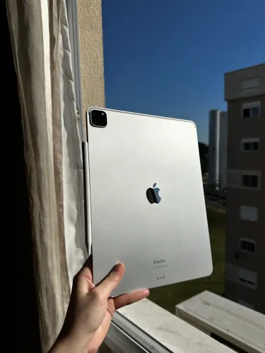 iPad Pro 12,9 M1 5ª Geração + Magic Keyboard + Pencil