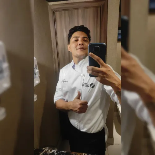Cozinheiro Geral profissional, faço eventos e atendo a domicílio também.