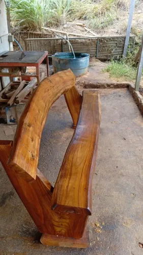 Namoradeira 800 reais buscando no local