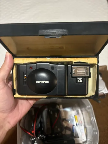 Olympus XA2