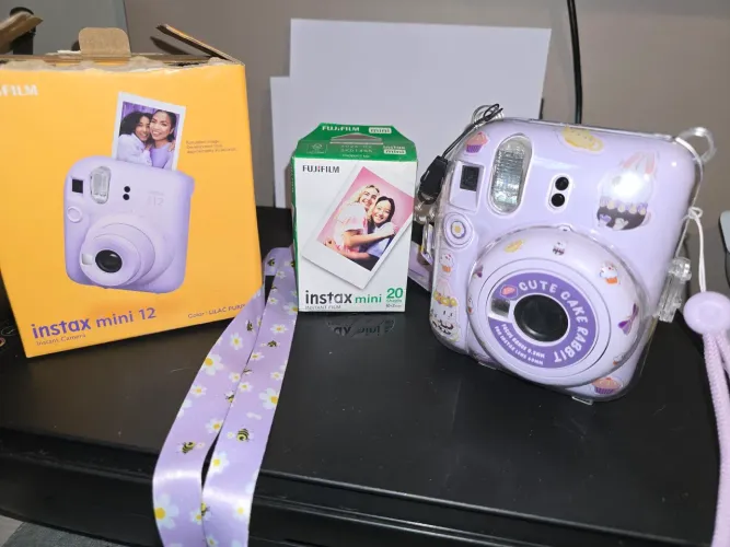 Instax 12