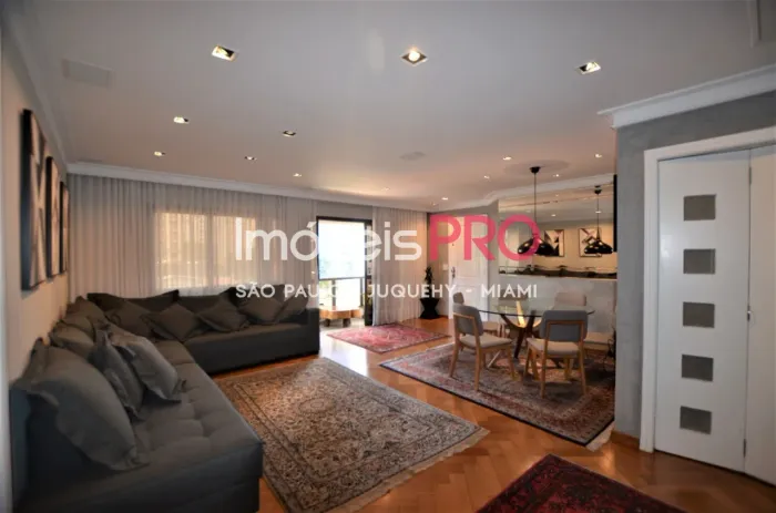 Apartamento Reformado 137m² 3 Dormitórios para Venda na Vila Olímpia