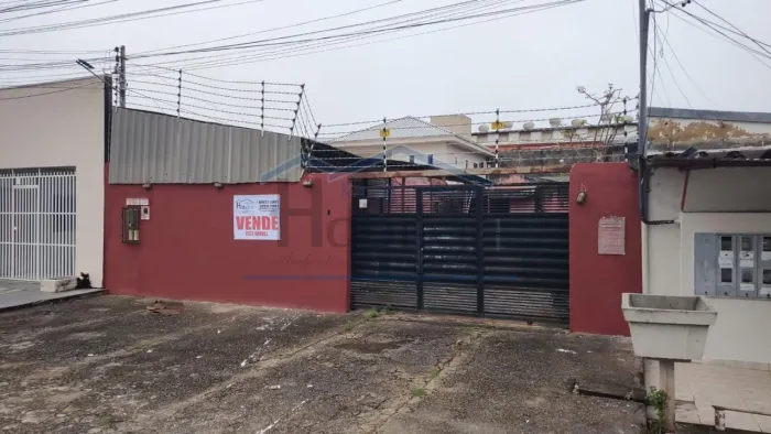 CASA A VENDA , SÃO CRISTOVÃO SUB ESQUINA AV PINHEIRO, 333M².