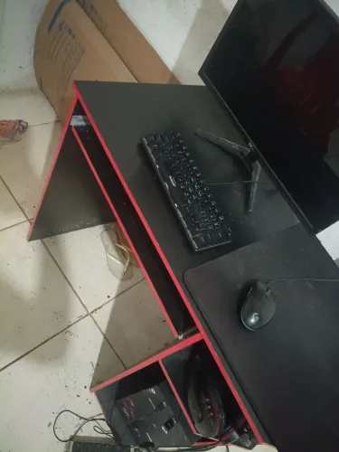 Mesa para computador