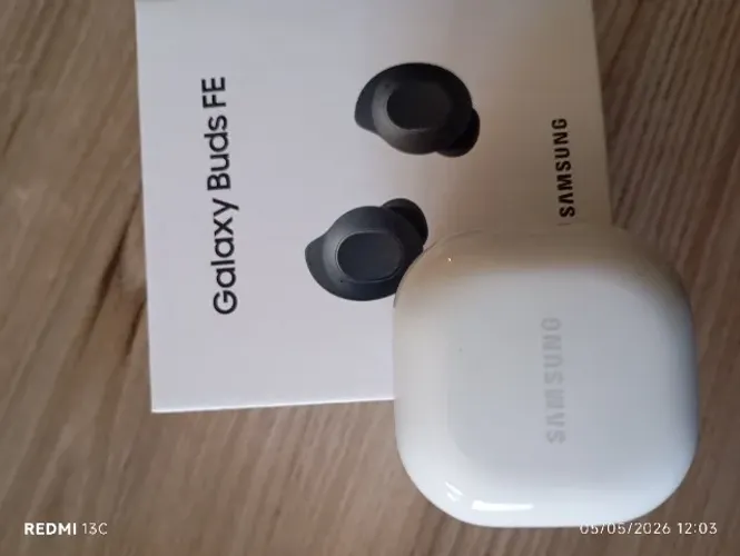 Fone de ouvido intra auricular galaxy buds FE preto
