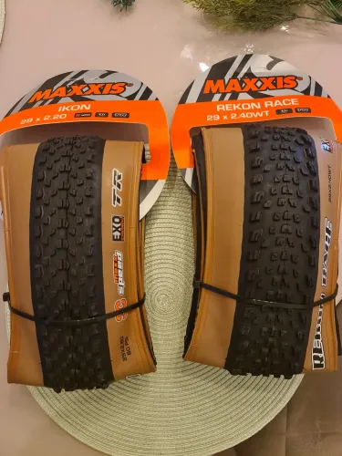 Par pneu maxxis ikon 2.2 e rekon race 2.4