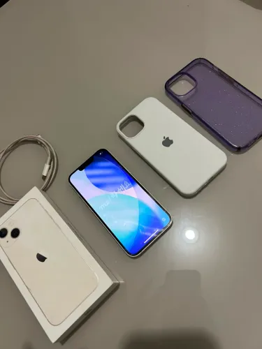 iPhone 13 Branco 128GB