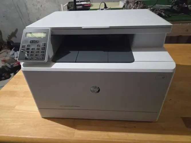 Vendo impressora color laser HP M180nw