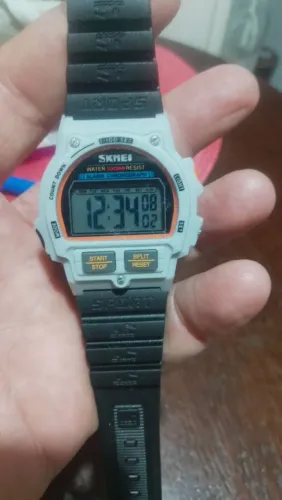 Relógio digital skmei,novo