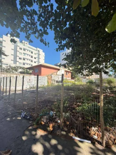Terreno para alugar, 360 m² por R$ 8.000/mês - Praia Campista - Macaé/RJ