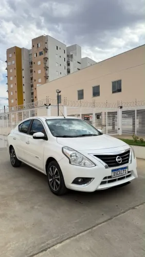 Nissan Versa SL 1.6 16V Flexstart 4P Aut. 2019