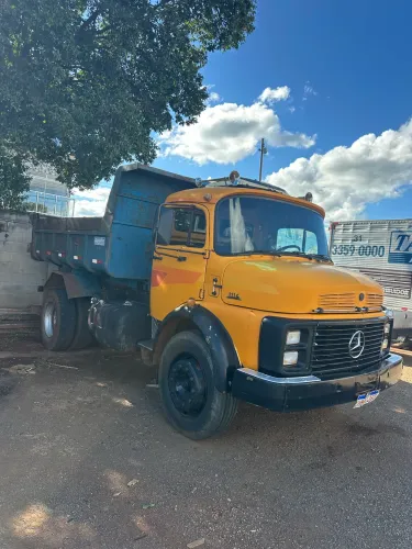 Vende-se mb 1114 ano 87 motor e caixa novo joistk da caçamba no documento
