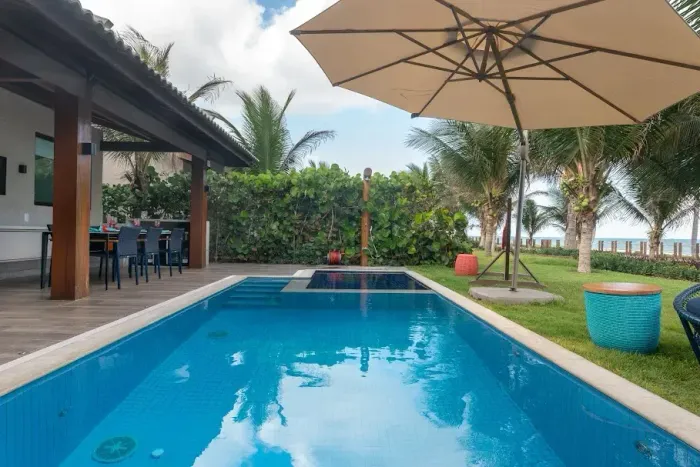 Bangalô em Muro Alto com 4 quartos, 187 m² e piscina privativa - Beach Class Eco Life.