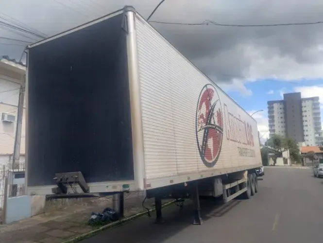 CARRETA BAÚ FACCHINI