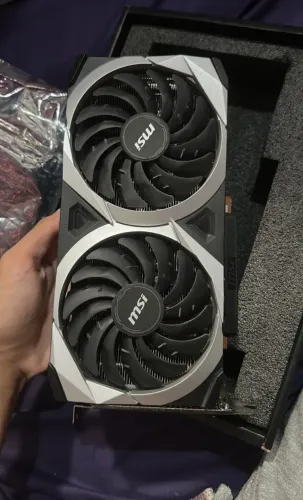 AMD RADEON RX 6650 XT 8GB