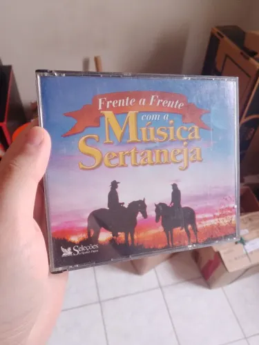 Box 4 CDs Música Sertaneja