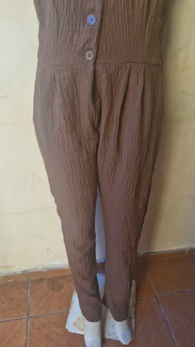 Macacão longo Plus Size veste GG usado uma vez