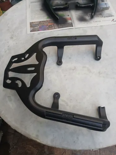 vende-se bagageiro scan tenere250 novo