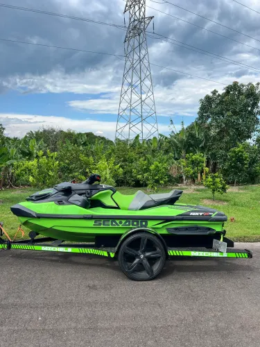Jet Ski Sea Doo RXTX 300HP