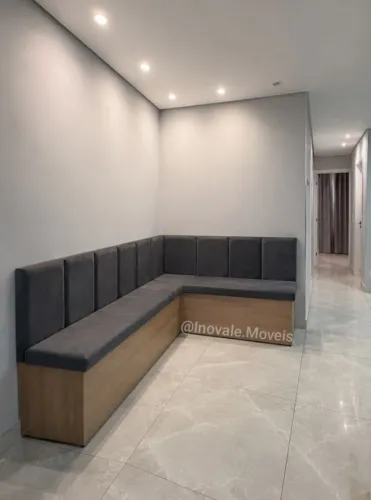 Canto Alemão Estofado baú MDF Amadeirado