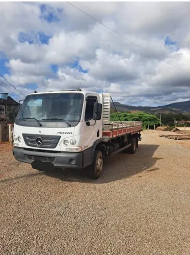 Vendo Caminhão Carroceria