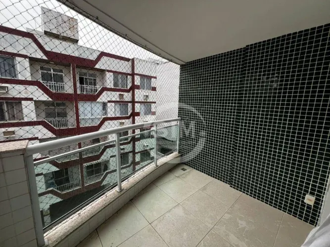 Apartamento com 3 dormitórios para alugar, 120 m² por R$ 3.600,00/mês - Algodoal - Cabo Fr