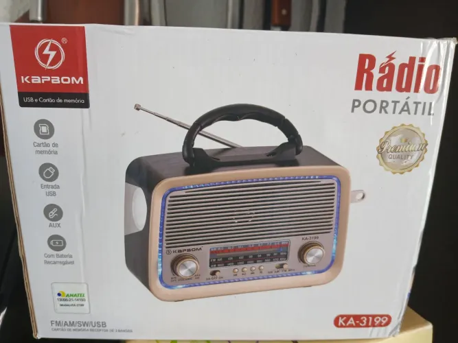 Radio portatil, novo.