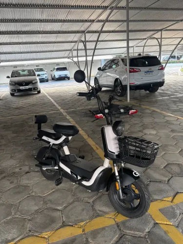Moto elétrica 900w - 32km/h - autonomia 45km