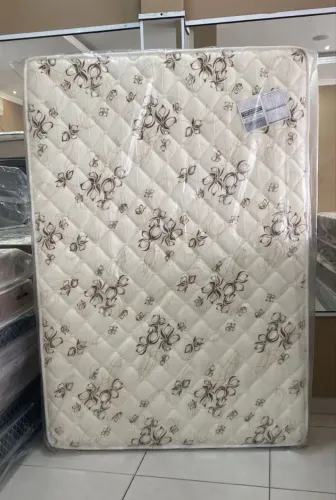 Colchão casal novo Espuma D33