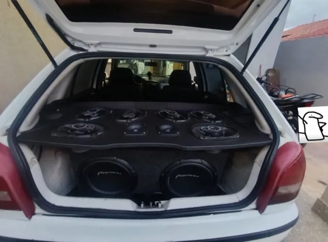 Som automotivo