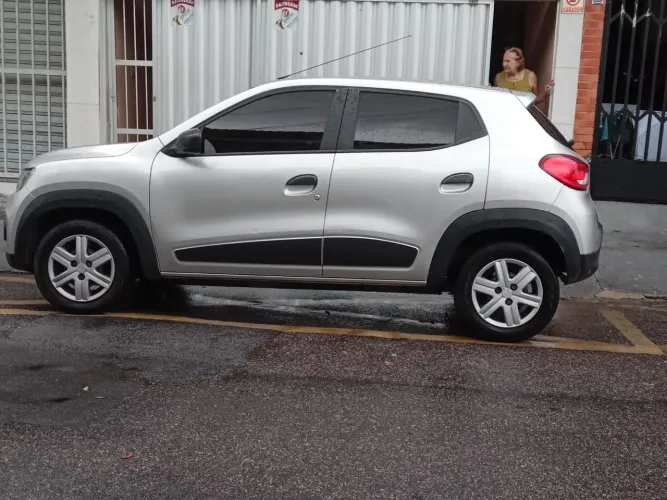 Renault Kwid 59.000 rodados Zen 1.0 Flex 12V 5P Mec. 2018