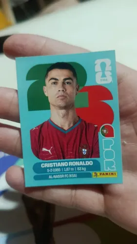 Troco figurinha do CR7 na do Messi