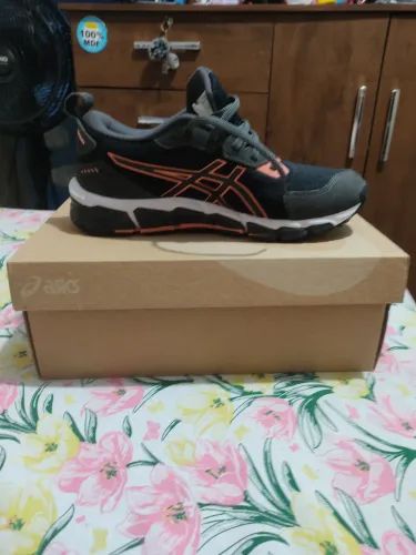 Vendo tênis Asics feminino 37 