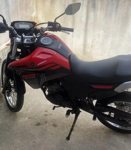 Motor lander xtz 250