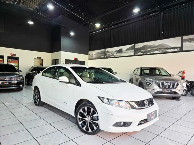 Honda Civic Sedan LXR 2.0 Flexone 16V Aut. 4P 2016