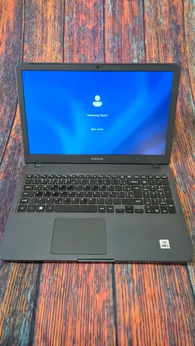 Notebook Samsung UltraFino Xpert X30 i5 12GB 480G Win11
