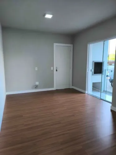 APARTAMENTO PINHEIRINHO ( EB )