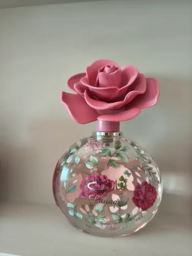 Perfume layann