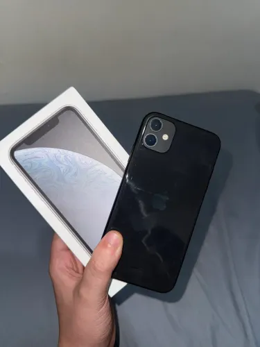 IPHONE 11 PRETO 64gb, fone original, cabo, capinha, película e caixa