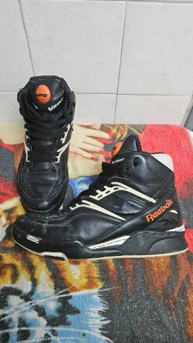 Tênis Reebok Twilight Zone Pump, bastante usado, tamanho 43.