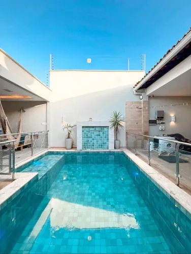 Vendo Casa Solta no Planalto Vinhais